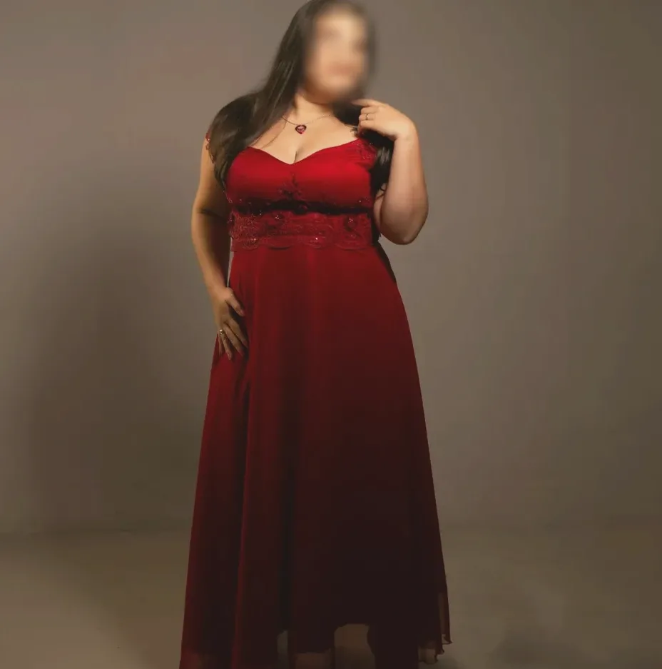 Valeria, 32 años